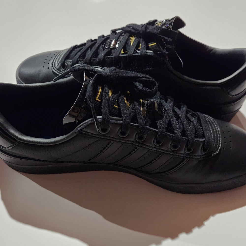 Adidas Puig Indoor Men's Size 8.5 - Picture 6 of 7